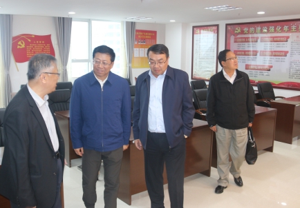 青海省副省長、省國資委黨委書記、主任王黎明，蒞臨省物產(chǎn)集團(tuán)調(diào)研指導(dǎo)工作