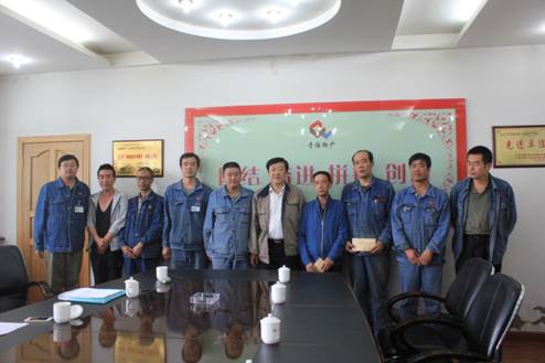 青海物產(chǎn)集團黨委開展慶祝建黨95周年，走訪慰問