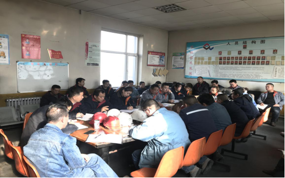 工投公司紀(jì)委組織開展專題會議學(xué)習(xí)郭衛(wèi)利同志先進事跡紀(jì)實